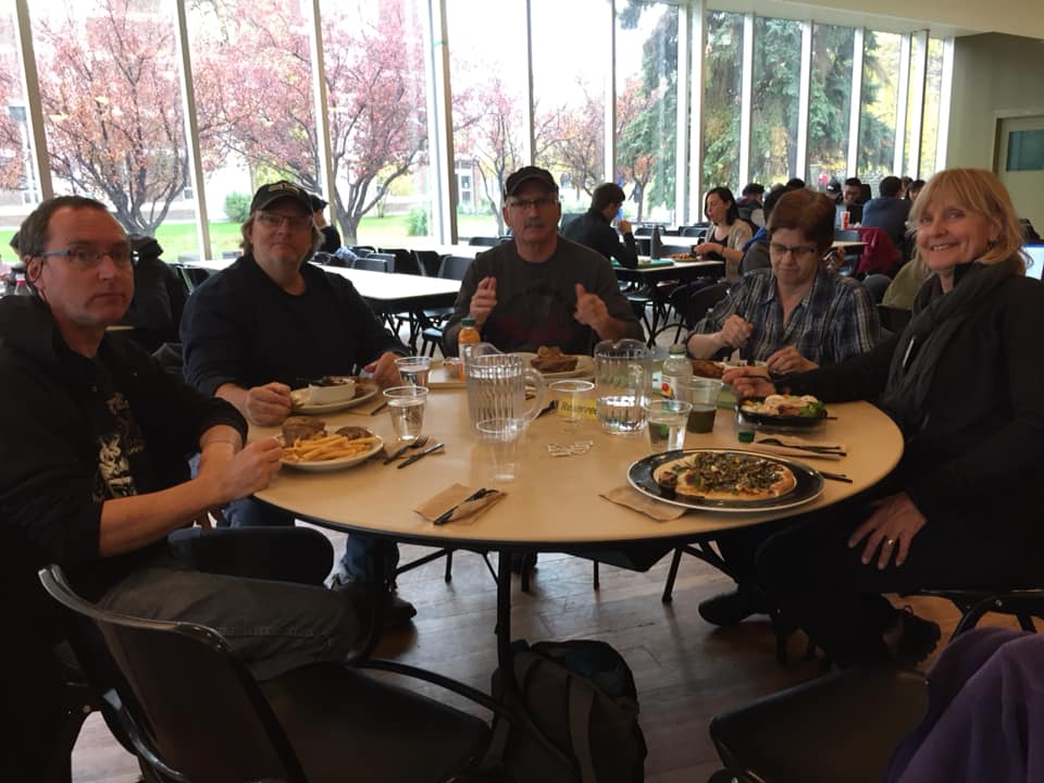 YouQuestCalgary's tweet photo. YouQuest's inaugural day! Sharing a delicious meal prepared by @SAITculinary before a game of ping pong and getting to know each other.
#youngonsetdementia #youquest #health #saitrecreation #sait #aftd https://t.co/ARipEwnc8Q