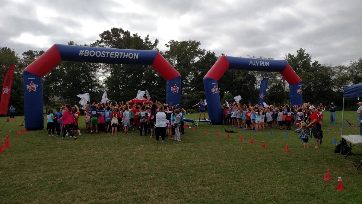 ColumbiaElePTA's tweet photo. Last #AstroRun today @columbiaeschool with 4th &amp; 5th! https://t.co/MPLQ2NH3Yp