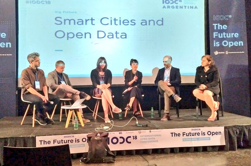 alvarojherrero's tweet photo. "Tener contrataciones abiertas es clave para hacer una ciudad abierta. No solo trae transparencia, también tiene un gran impacto en mejorar la eficiencia de los servicios públicos."
Seguimos en #IODC18 contando todas las conclusiones de #OpenCitiesSummit https://t.co/wbjiUQavSA