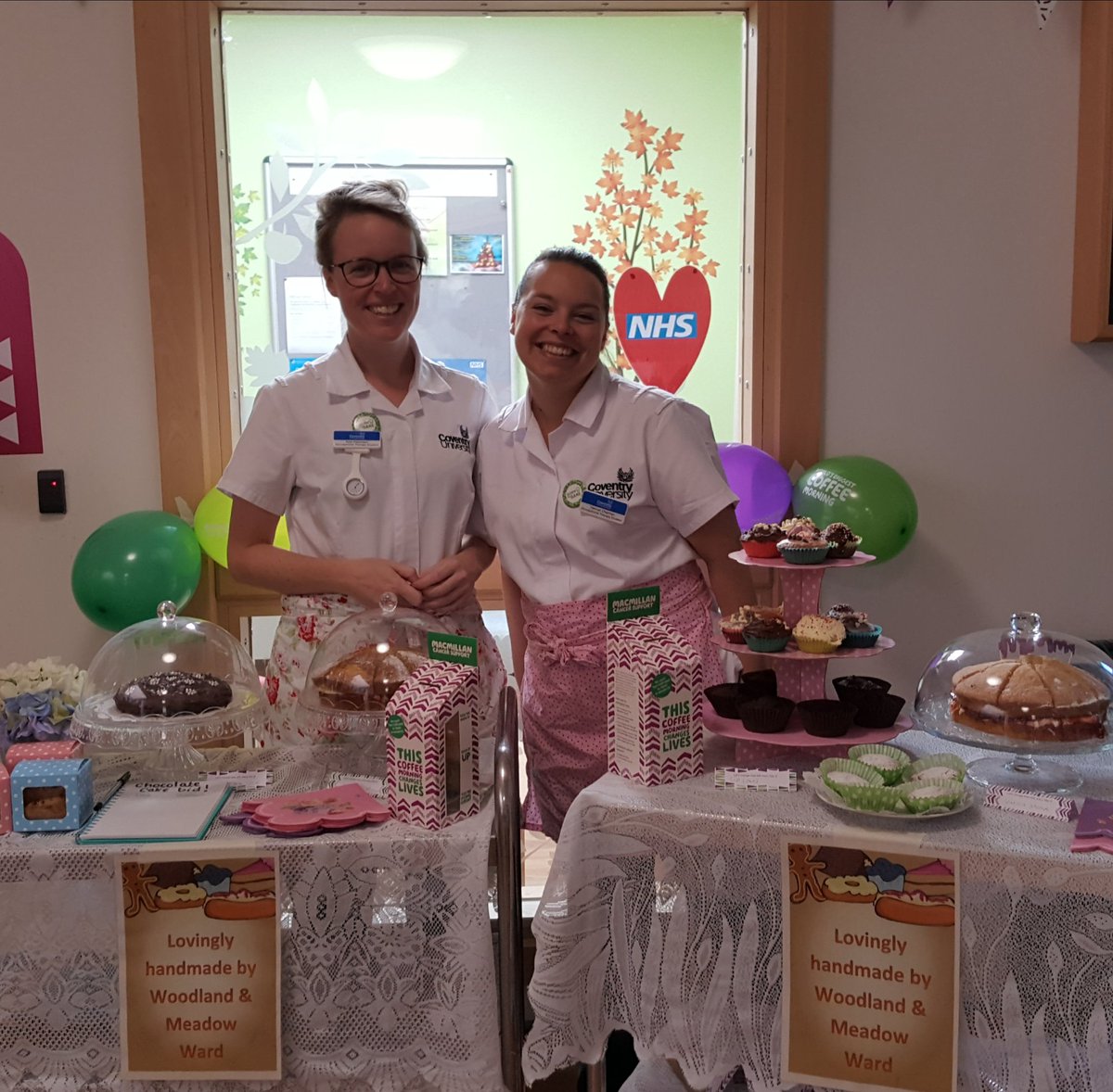 MarieTheOT's tweet photo. @CovUniOT students, staff and patients of @WorcsHealthCare new Haven helping to raise money for @macmillancoffee. #cake #placenentdiaries @clare_mcfadyen https://t.co/bgOK2ryVli