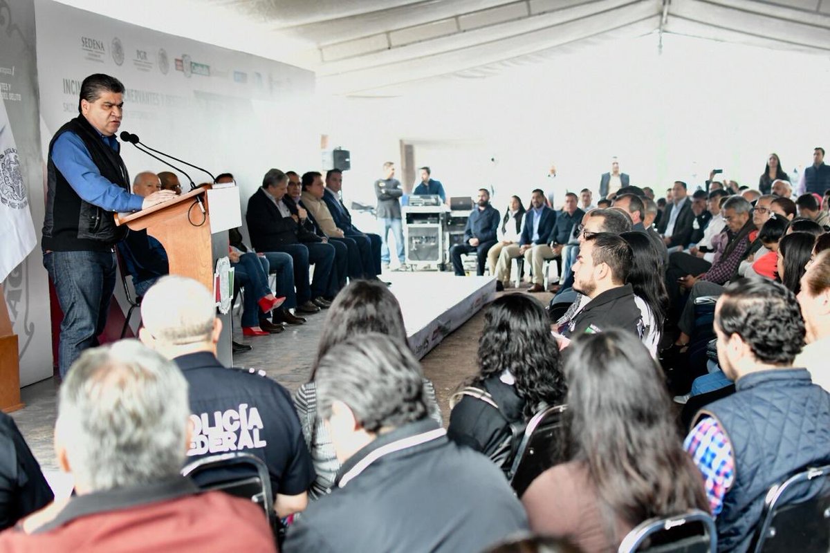 mrikelme's tweet photo. Hoy en #Saltillo, llevamos a cabo la Incineración de Enervantes y Destrucción de Objetos del Delito en colaboración con los tres órdenes de gobierno. Juntos, seguimos trabajando para evitar que la droga llegue a nuestras familias y jóvenes de #Coahuila #FuerteCoahuilaEs https://t.co/ivshKcGXI4