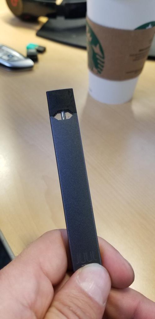 bitbitcrypto's tweet image. (Not a crypto thing)

Never gonna quit on trying to quit. 
Day 1, wish me luck