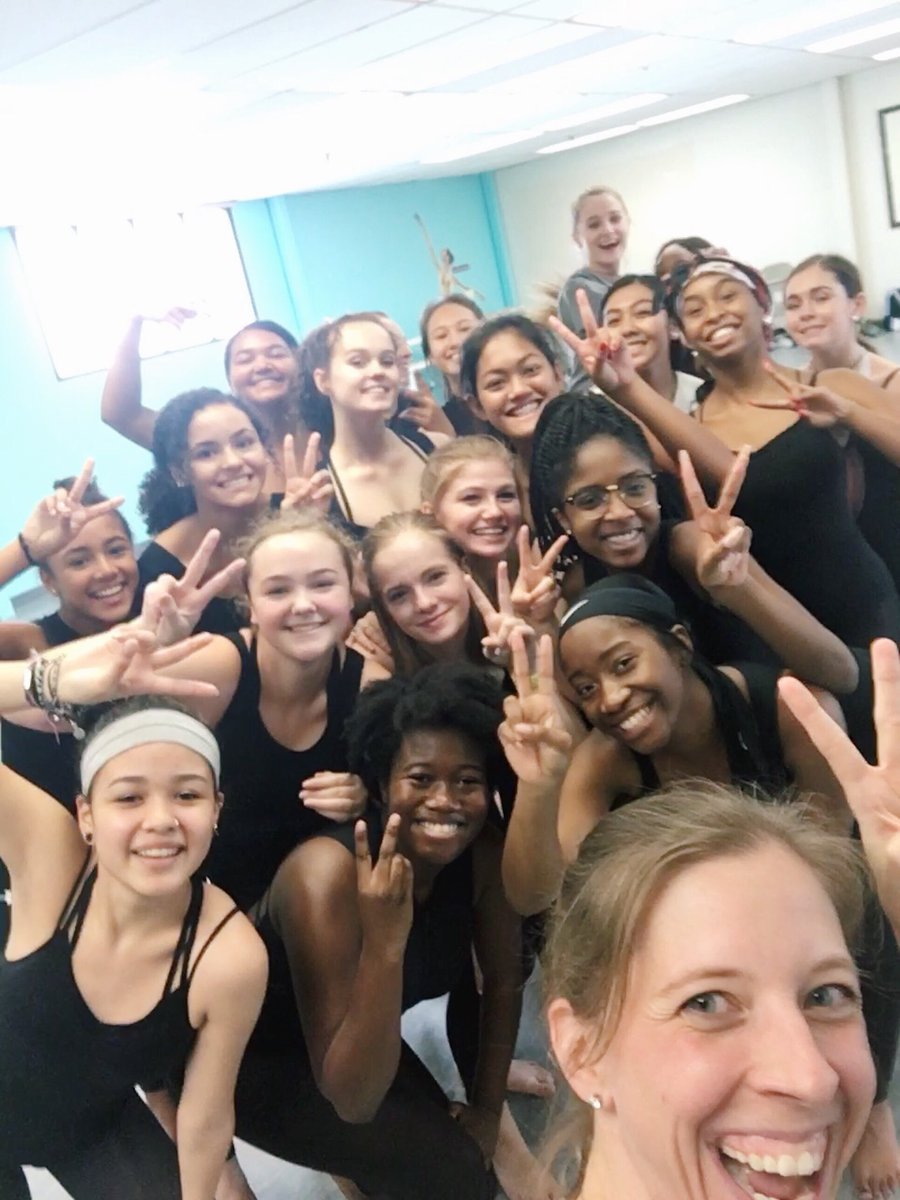 oldmilldance's tweet photo. It was amazing working with Ms. Allison Powell from Full Circle Dance company. Thank you for choreographing a fabulous piece for us! We are so excited to perform the piece at full Circle's Inside Inequality concert on November 3rd! https://t.co/G8FlVrl50c
