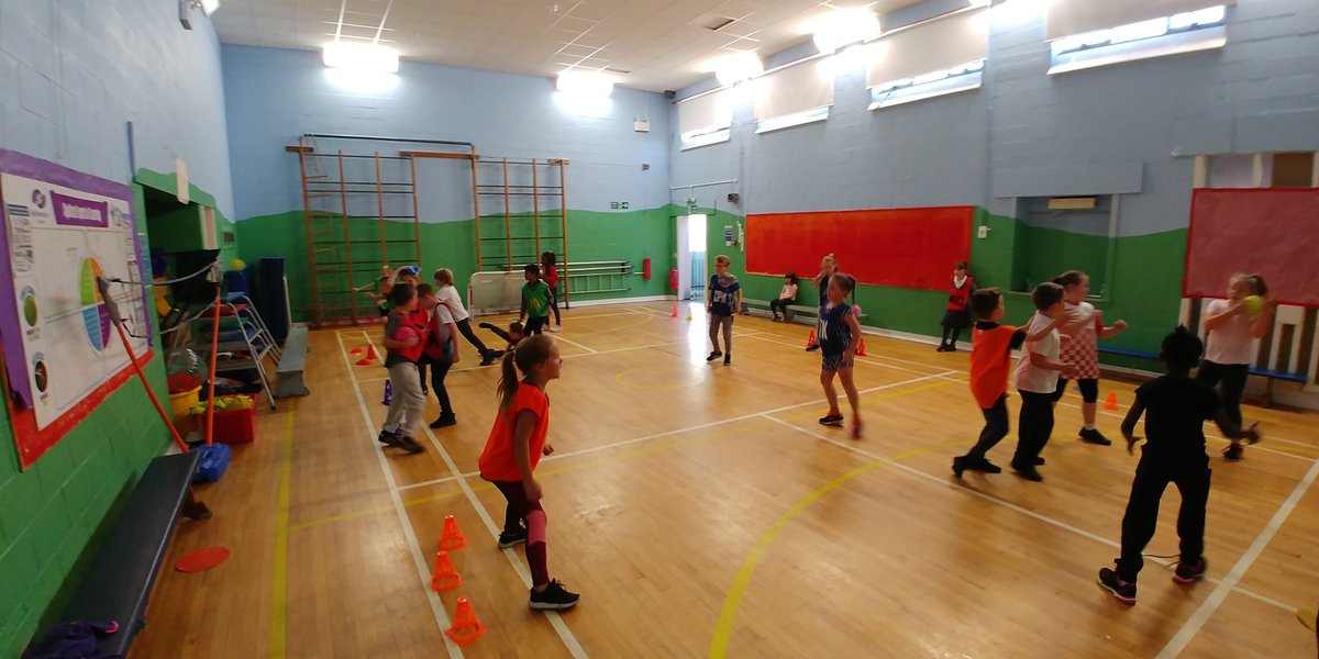 StMargaretsJoh1's tweet photo. P4 learned about #Handball and #Denmark to #beactive for  European School Sports Day #ESSD2018 #ESSD #Essdsco #EuropeanWeekofSport @EuSport @Scotlandhandba1 @ScotlandHandbal https://t.co/23OS9TBGuQ