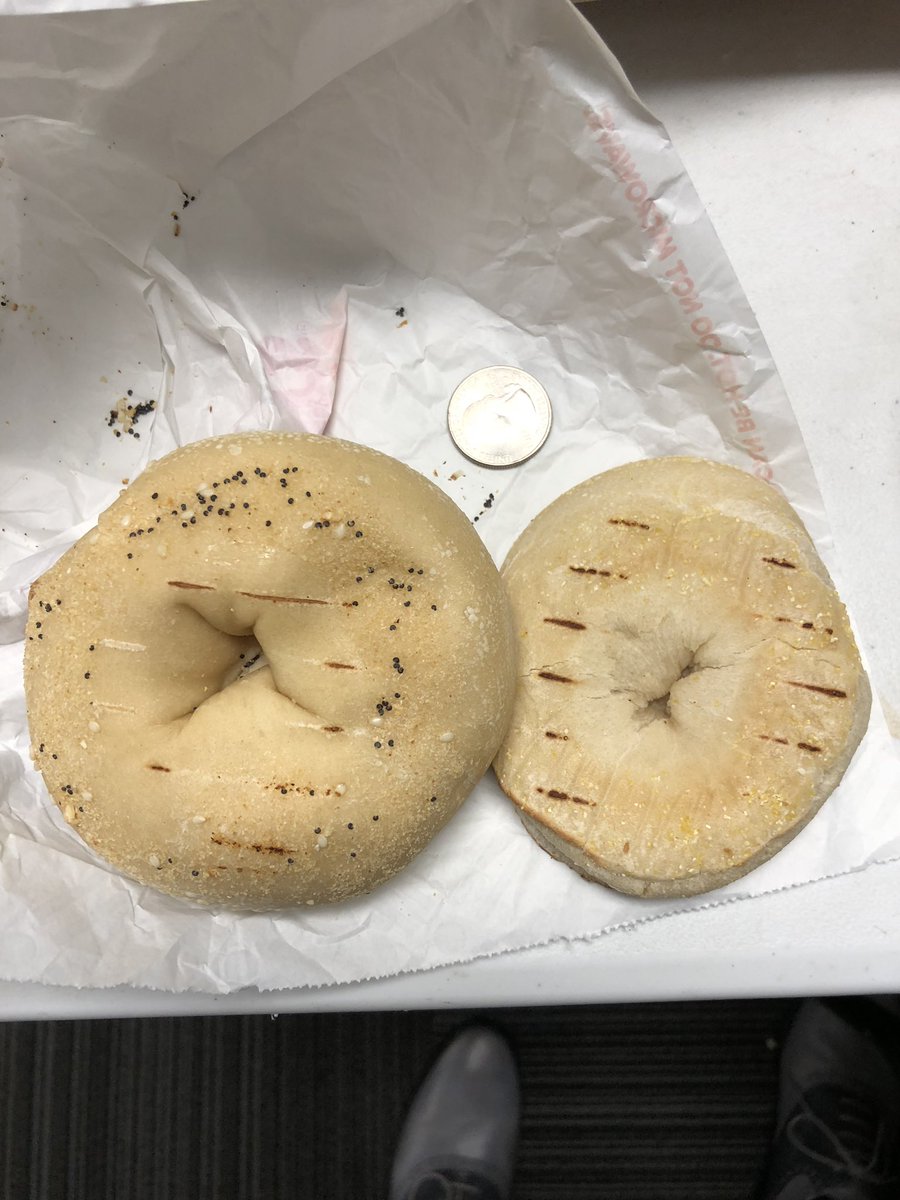 MVMTmakesMUSIC's tweet photo. @dunkindonuts with bagels like this you might want to hold on to the “Donuts” https://t.co/GWT1ZaxcBu