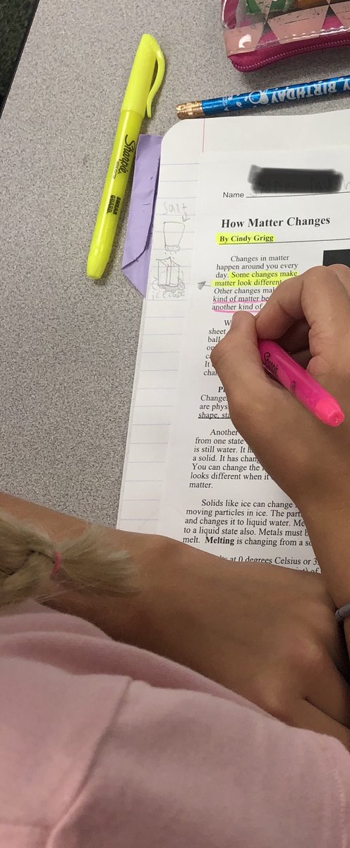 Google draw. Interactive notebooking. Sharing personal stories with students. Relationship building. All things I witnessed today.. all with student learning in mind. #ilovemyschool <a href="/PineLevelES/">PineLevelES</a>