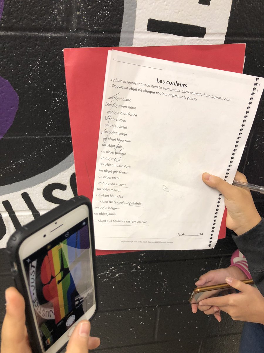 ProfZoino's tweet photo. 6th Grade WL cycle completes scavenger hunt looking for objects in French, Italian and Spanish #westudyworldlanguages @CresskillDept @DeptItalian @karen_kgalan @melissacavins @JohnMassaro1 @CresskillMSHS https://t.co/5hoPKUKpye
