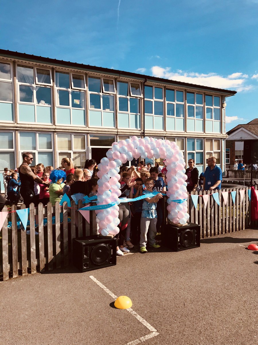 UrypPenrose's tweet photo. What a wonderful day @UpperRhymney.   A massive thank you to our parents/carers, volunteers, community members and representatives for making today a resounding success.  Also, congratulations to the children for raising awareness of cancer research and for raising money. https://t.co/8HEXkjjUG5