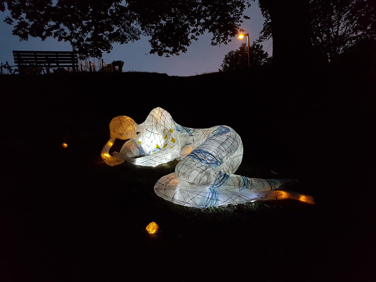 TheCypressTree's tweet photo. 3 nights left to see #peoplentrees installation at @DentoniaPark. The event gets canceled in case of rain. #weatherpermitting #artinstallation #lifeoftrees
@artsinparksTO @TorontoArts @TorontoPFR @Park_People @EastEndArtsTO @scararts https://t.co/gqEaGAUQEz