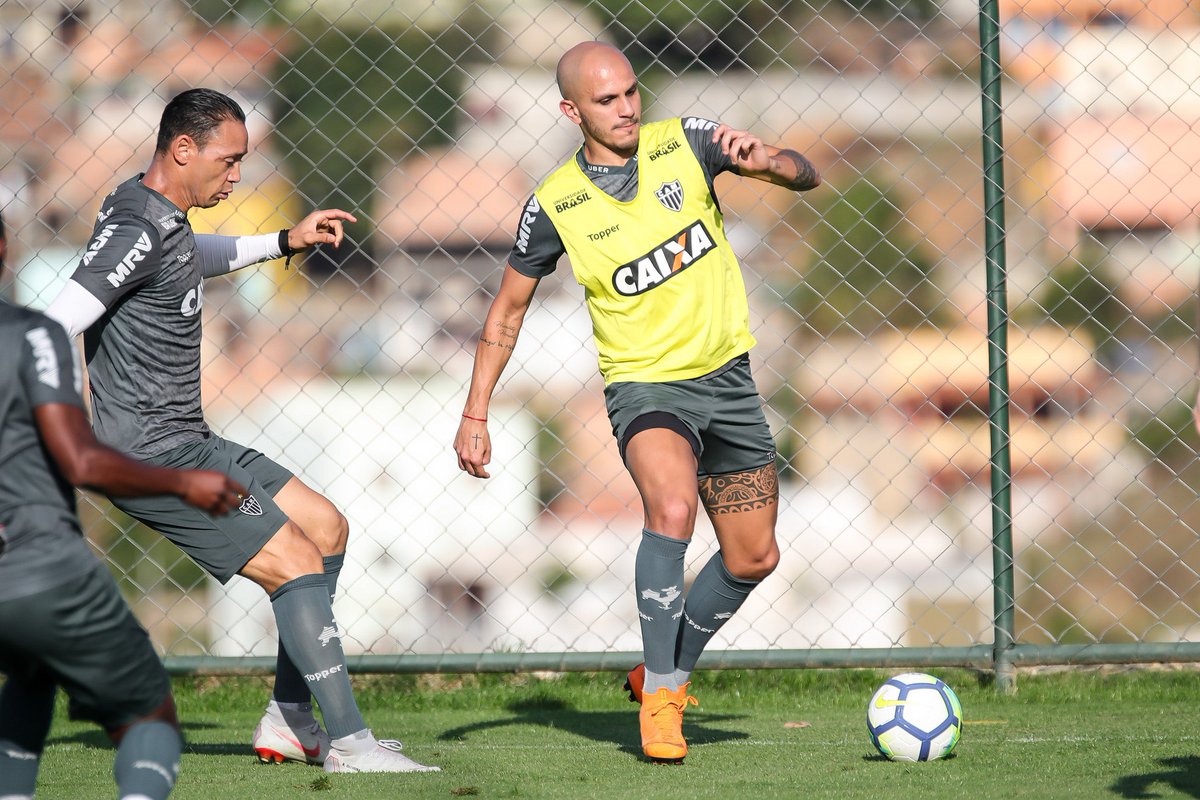 Rede98Oficial's tweet photo. #Sorteio98FC | Bastante questionado pela torcida, Fábio Santos reconhece queda de rendimento: "Tenho muito o que melhorar".
Saiba tudo sobre o Galo agora no 98FC!
Sintonize 98.3FM 📻
📷 Bruno Cantini / Atlético https://t.co/pEHFTPJ6OM
