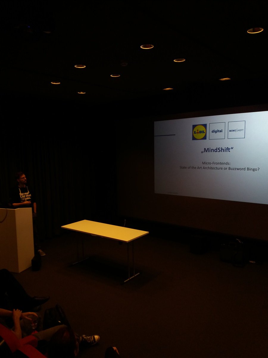 devcampIT's tweet photo. Nein das war noch nicht das Ende😎Es folgt noch eine Session 😍
@IAV_de und @LidlDigital beenden das #DevCamp in #Berlin und hinterlassen strahlende Zuhörer nach ihren Vorträgen🤓
Sei auch du dabei beim nächsten Dev Camp es lohnt sich✌
#weplaytech
#lidldigital https://t.co/f2XP2EEOe4