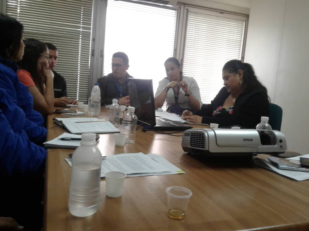 sacs_ve's tweet photo. CARACAS  #28Sep / Invitación  en la sala de reuniones en el #MPPS  para tratar  asuntos concernientes a la publicación de la  Providencia Administrativa  que regula el comercio del ganado bovino #SACS #ganado https://t.co/D2rM6INlTM