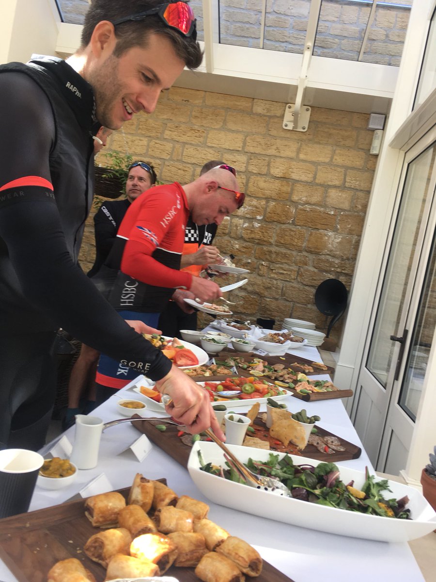 struggleevents's tweet photo. What an awesome day we had delivering the @ThinCatsUK. We met some wonderful people and enjoyed some fab food. @hideaway_info @bowcliffehall @MintCycleCoach @therussellellis https://t.co/ADEvQgdYRn