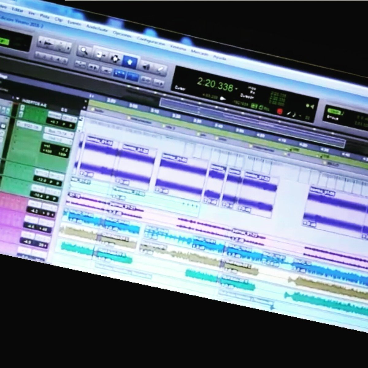 ⛤TARIPLAN@S⛤
 ¡Muy Atentos! 🔜 NUEVO SINGLE SE VIENE...🔥🔥🔥 #LoNuevoDeTarifaPlana <a href="/M2Musicspain/">M2Music Group</a>
#TarifaPlana #single #soon #new