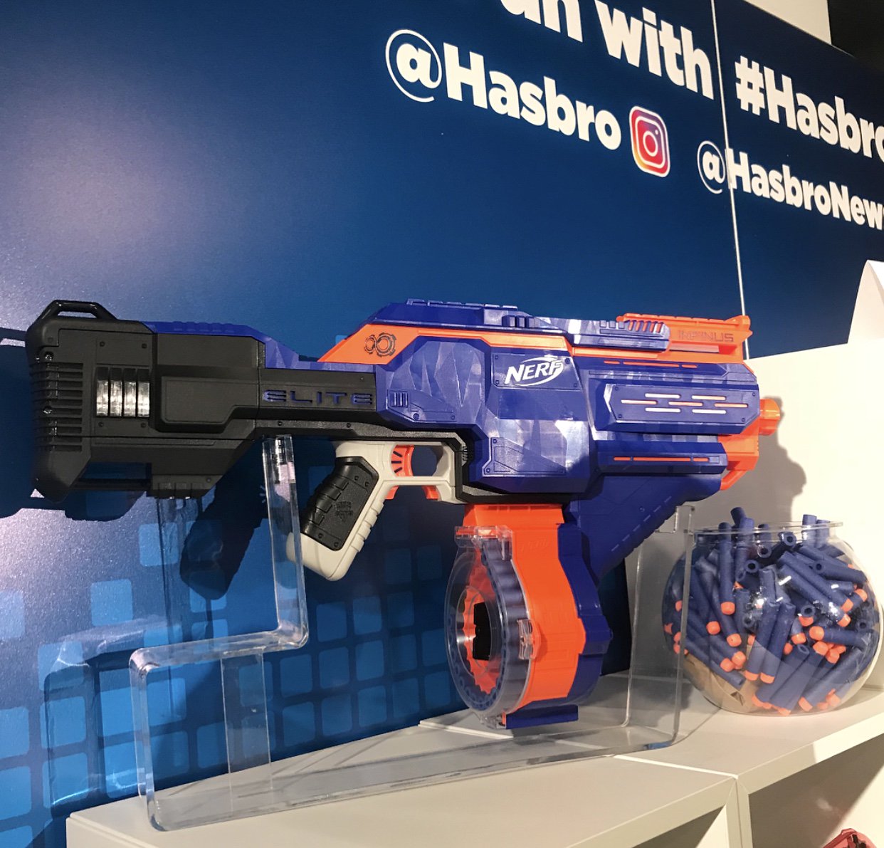 Hasbro on Twitter: "Load and fire fast with the Nerf N-Strike Elite Infinus Blaster, featuring motorized Quick-Load Technology! (Avail. Fall '18) See it here the @TTPM Holiday Showcase! #TTPM https://t.co/VPDAPb3QFb"