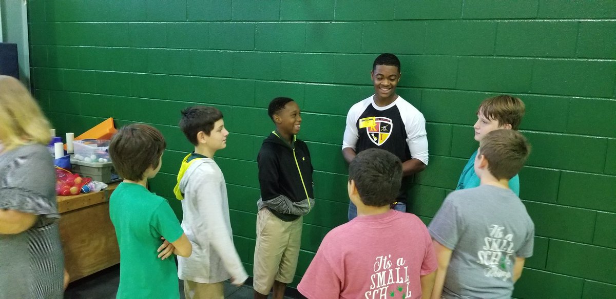 daphne_league's tweet photo. This year D.K.L. Members decided to support a local school during their Childhood Cancer Awareness Month. This event raises money for St. Jude Children's Research Hospital.  #cultivationprocess #mentoringmatters @UnitedWBaldwin @BCBESchools @StJude @JackandJillMOB @kapsi1911 https://t.co/vXwlc1Qm0V