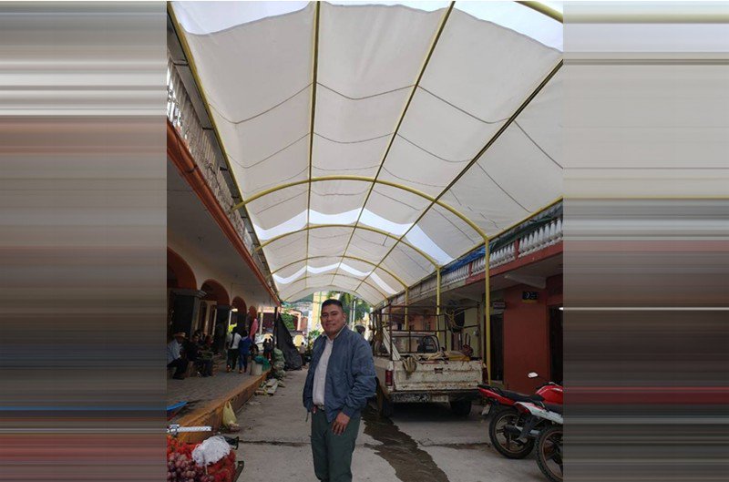 SinMurosMx's tweet image. #regional Avanza construcción de #techado para #mercado en #Zongolica 
-Se busca apoyar a los vendedores de comunidades
 sinmuros.com.mx/noticias/regio…