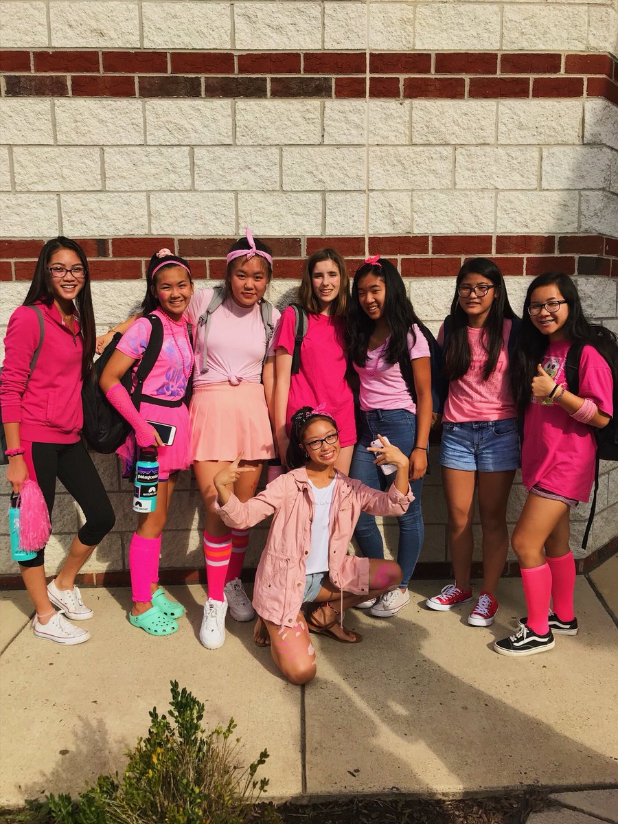 jjjessican1's tweet photo. #fhshoco2018 #pinkday https://t.co/89oOOydeP1