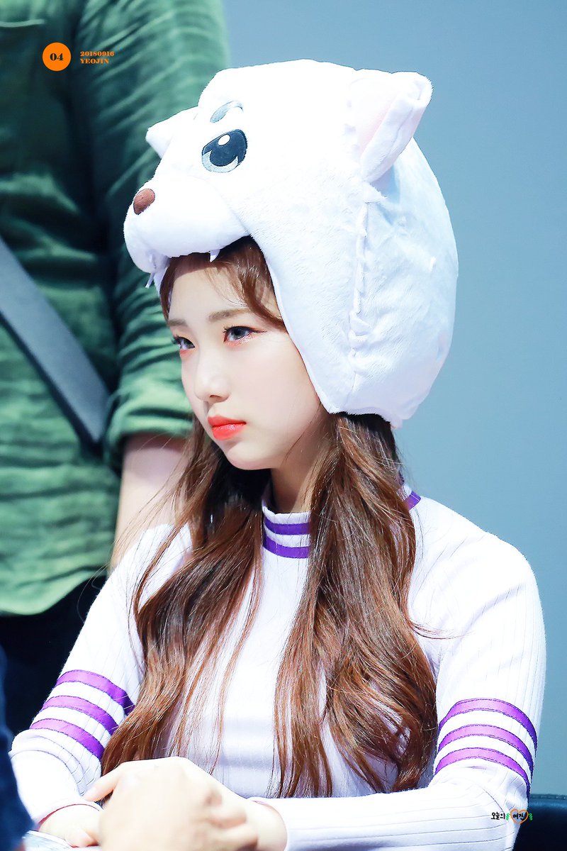 yeojin_day's tweet photo. 🧡 #이달의소녀 #LOONA #여진 #YeoJin @loonatheworld https://t.co/pEXjlvAH4I https://t.co/f5b2D5cfi8