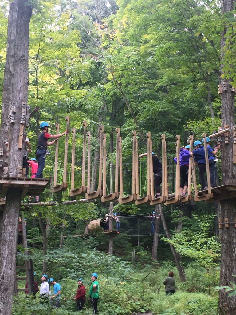 krmiller86's tweet photo. UPS Intermediates hanging in the trees today! #dontlookdown @HorseshoeResort @JamesLangner https://t.co/7eHQZq3V4q
