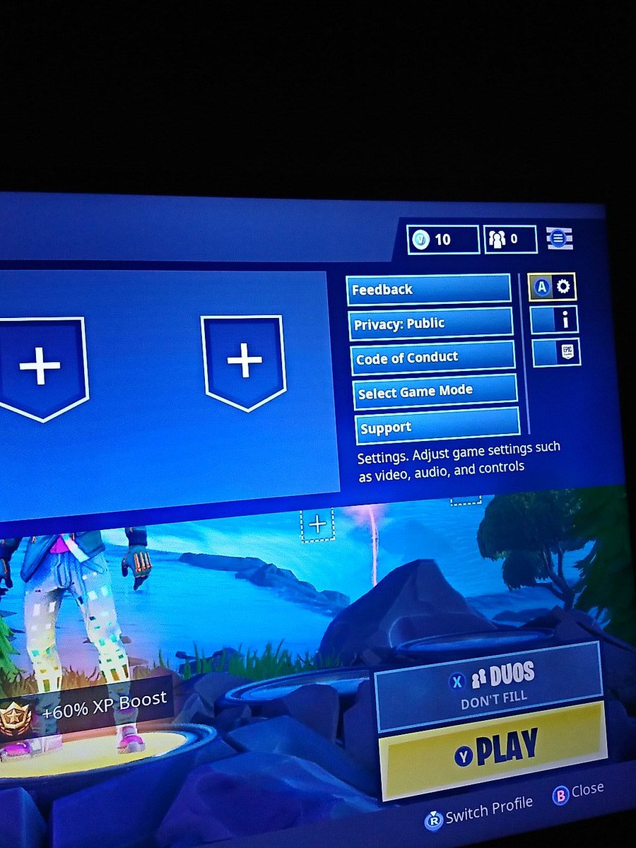 Swadrumm's tweet photo. @Shockswift11 @EpicGames @FortniteGame It's setup differently to mine https://t.co/7vfhcz36Ku