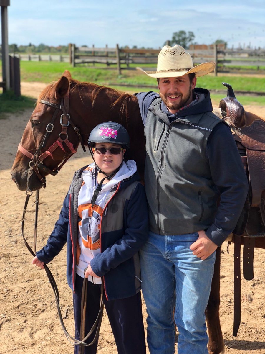 CampOneStep's tweet photo. Wrangler in training 💛

#ChildhoodCancerAwarenessMonth #SeptemberTogether #CampOneStep https://t.co/S2pCcqKUC1