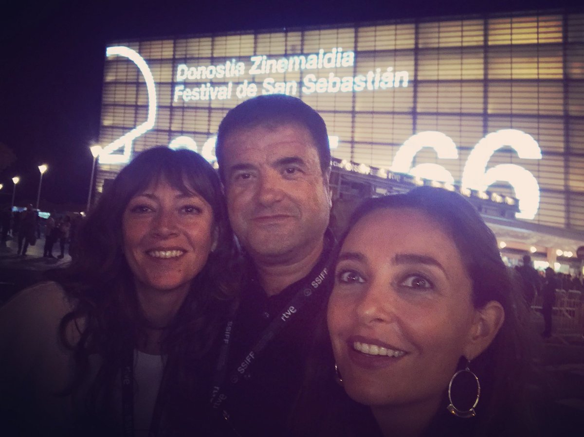 PaulaPalaciosCa's tweet photo. Friends &amp; colleagues meet @sansebastianfes #documentaries #films #networking #66SSIF https://t.co/eY5J2JTpEi