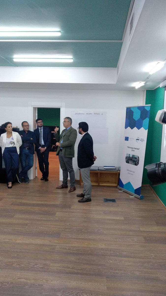 EPF_AZE's tweet photo. "European Union is mainly about peace"  Denis Daniilidis - EU Delegation representative spoke at "Baku Conflict School 2018" https://t.co/DSuZ8jeSzk