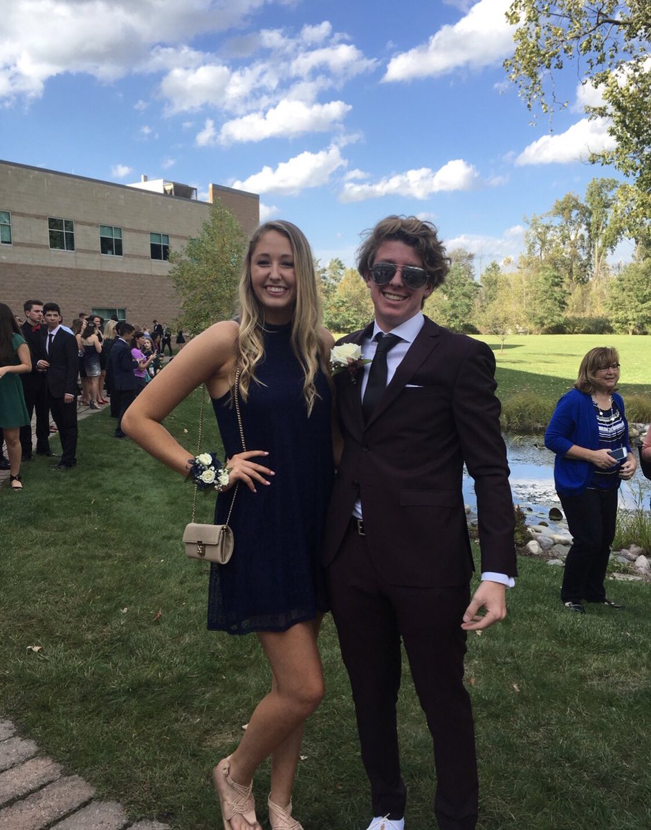 q13man's tweet photo. So uh...I guess it’s your birthday or somthin idk...but you’re kinda cool I guess and hope this year’s fun at MSU with out me 🤷🏼‍♂️ 🎉🎉🎉#askedtohocoovertext #yourock 🎉🎉🎉🎉🎉🎉🎉@caitlynmoon8 https://t.co/wTJ6Vj0uM2