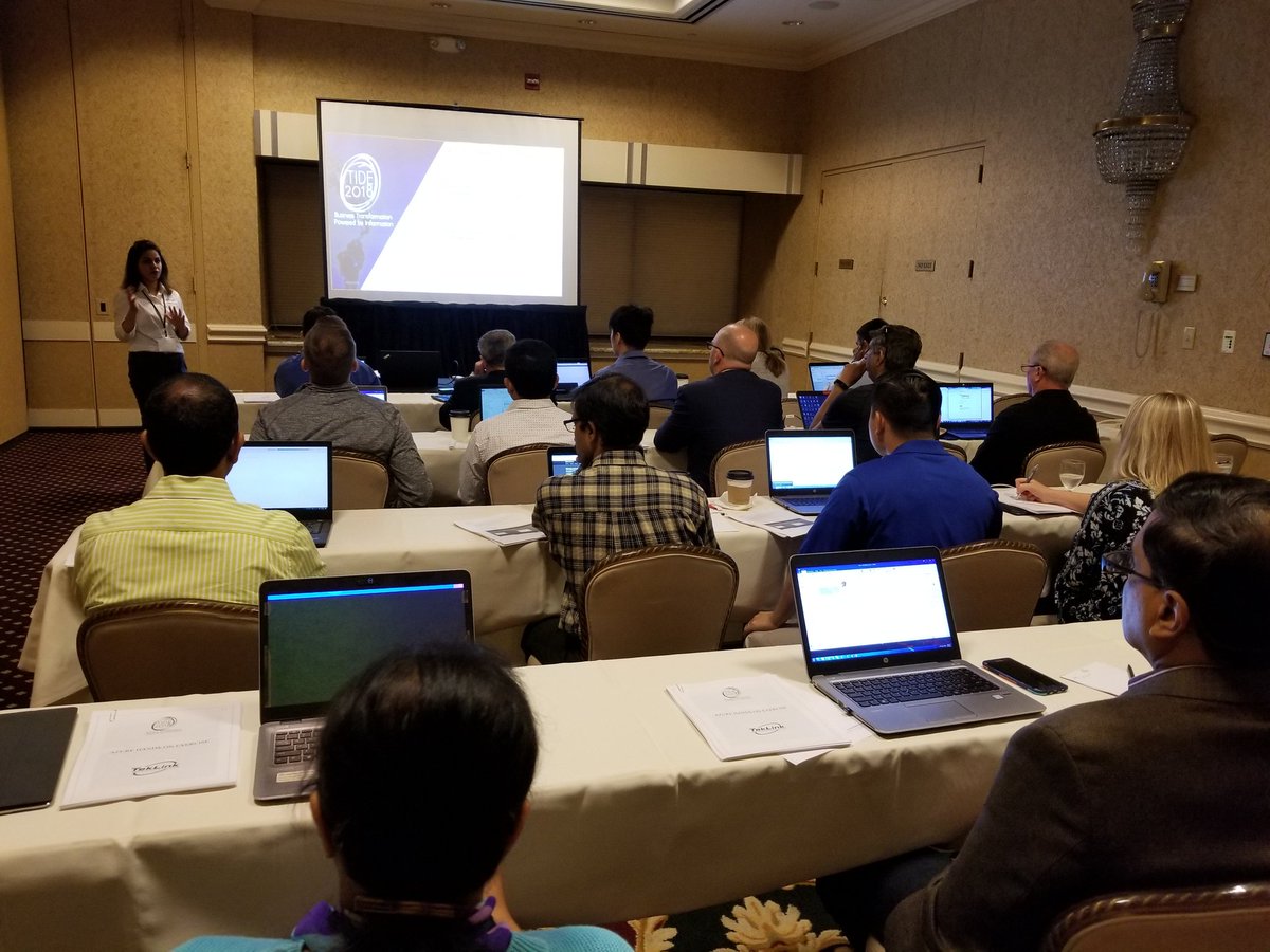 tweetajain's tweet photo. #TIDE2018 Azure Handson fullhouse https://t.co/bUVZtlXz7R