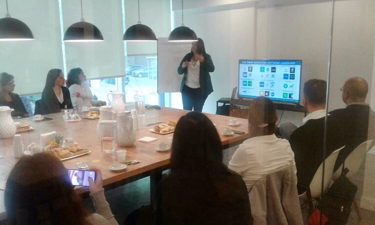 mayrabroglio's tweet photo. Agradecida de formar parte hoy del Taller Digital Journey junto a @agostinaverni y @lumangini 💪🏻✨ gracias a ambos por la invitación! 
.
.
. 
#transformaciondigital #lhsmart #datascience #rrhh #innovación #liderazgo #diversidad https://t.co/ixaM9EBi4q