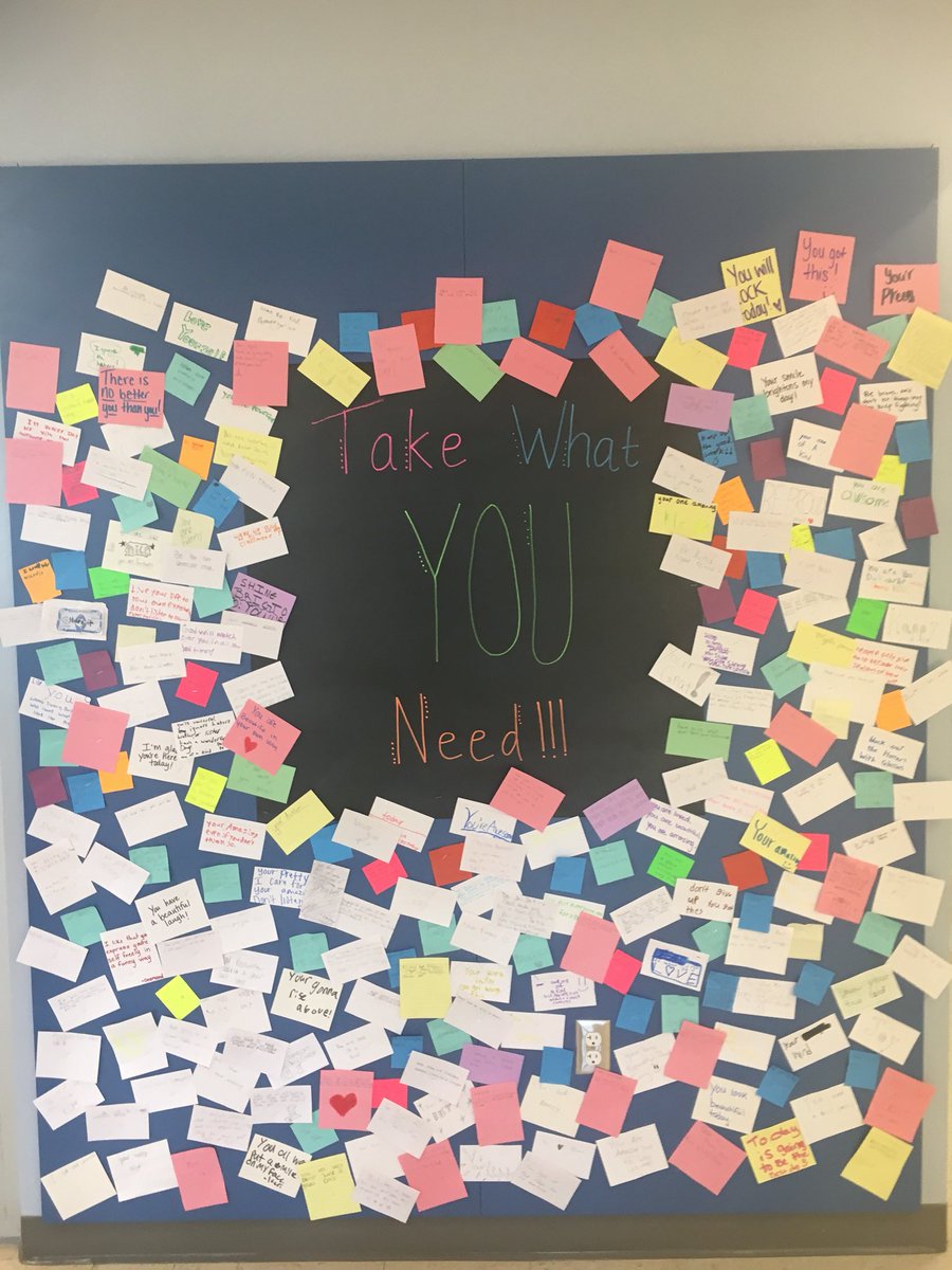 jessicalnolin's tweet photo. Students @Eastgate6NKC practice kindness with each other. Come and take what you need! #EaglesRise https://t.co/vDCV26wpLF