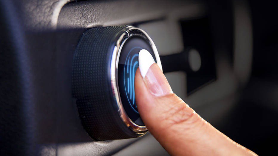 AutoTransportCT's tweet photo. GET READY FOR FINGERPRINT ACCESS TO CARS.
Say goodbye to Faraday cages for keys, say hello to banks shutting down your car if you miss a payment.
#FINGERPRINT #ACCESSTOCARS #fingerprintidentification #facialrecognition #thumbpushing #automotive
Read More:https://t.co/zEPovQh6pl https://t.co/Gb7ai6GOsK