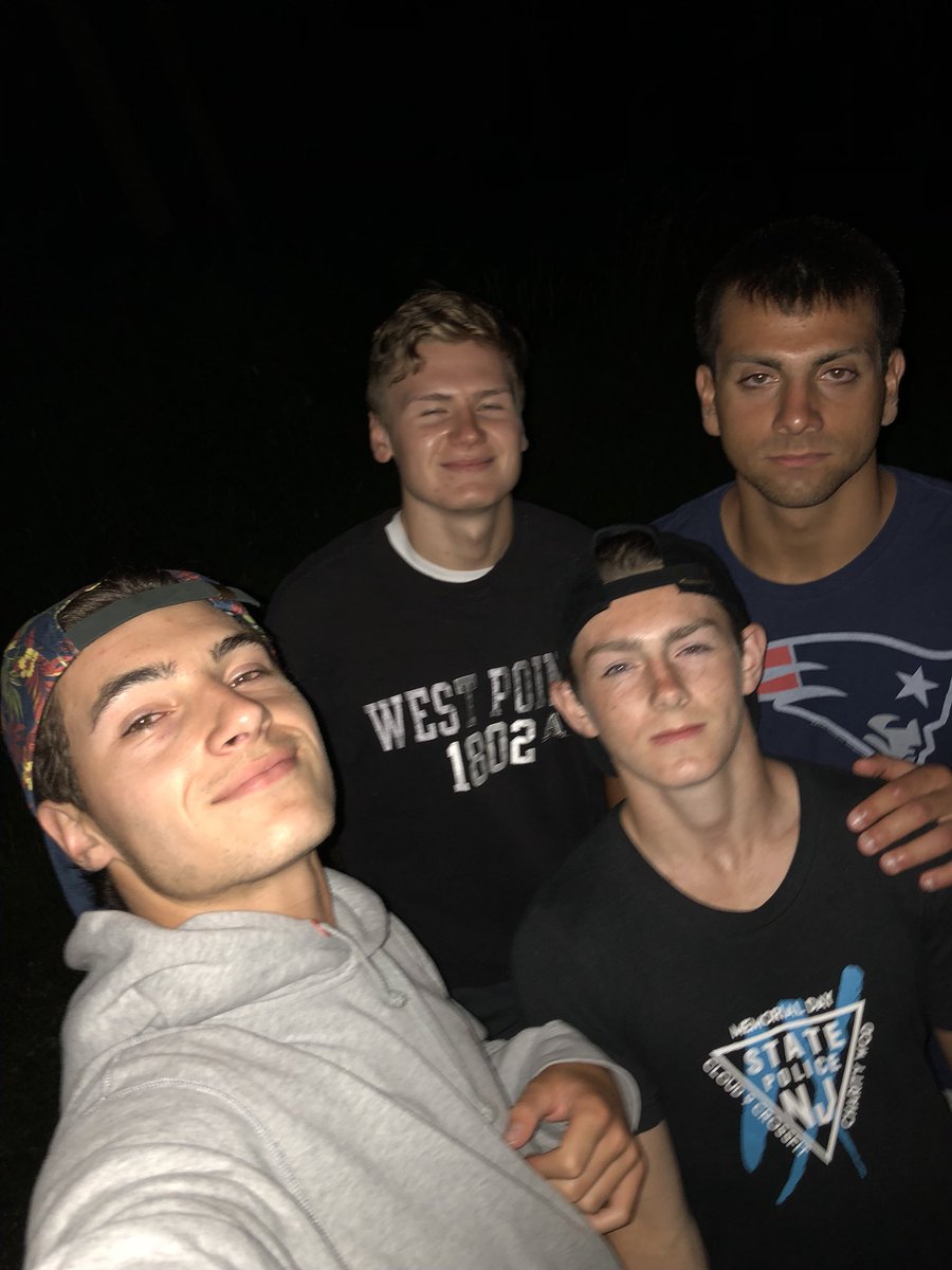 mcanz34's tweet photo. @ajrumps05 happy bday brother remember when I showed you the ways of life... love and miss you man #Naderinhottub #Winterfires #Ders #mooch #Asaprocky #Jacobs https://t.co/AqQPEs0VgT