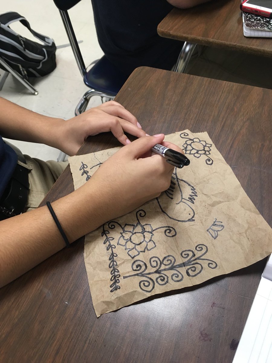 c_uresti's tweet photo. Inspirating NEFF artist, working with Amate Bark Art! https://t.co/ys2TFV8lEU