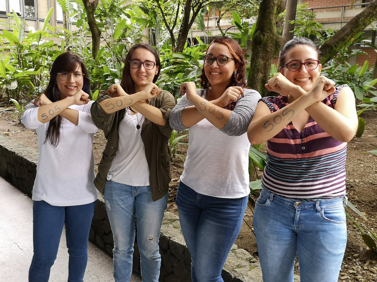 Mangle_Blanco's tweet photo. #AEstaHora #FestivalDigital #SOSUniversidadesPúblicas
Curso de #EcologíaDeEcosistemas
@carocarmona625 @BiofilaH @LenTefa @MariaFernandaP4 https://t.co/al8hJWPDDY