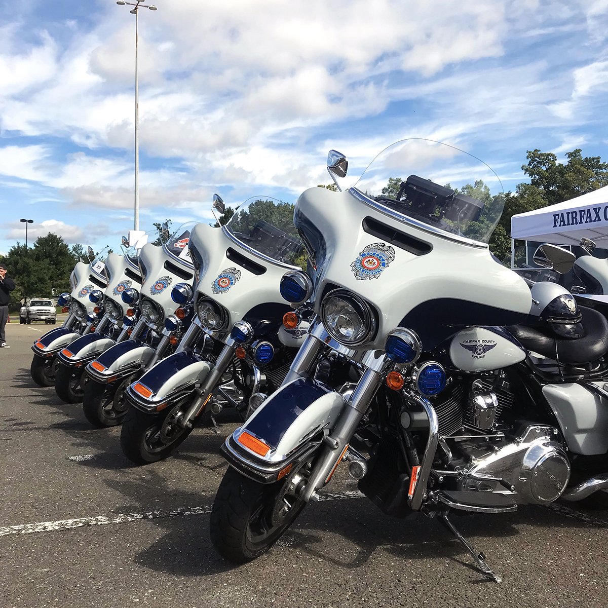 FairfaxCountyPD's tweet photo. Vroooom! Our officers love getting the opportunity to show off their skills. 🏍️💨 They’ll be competing against other officers in the area at today’s 40th Annual Mid-Atlantic Police Motorcycle Rodeo! #FCPD #FairfaxCounty #lawenforcement #motorsquad https://t.co/N2xV28RmFH