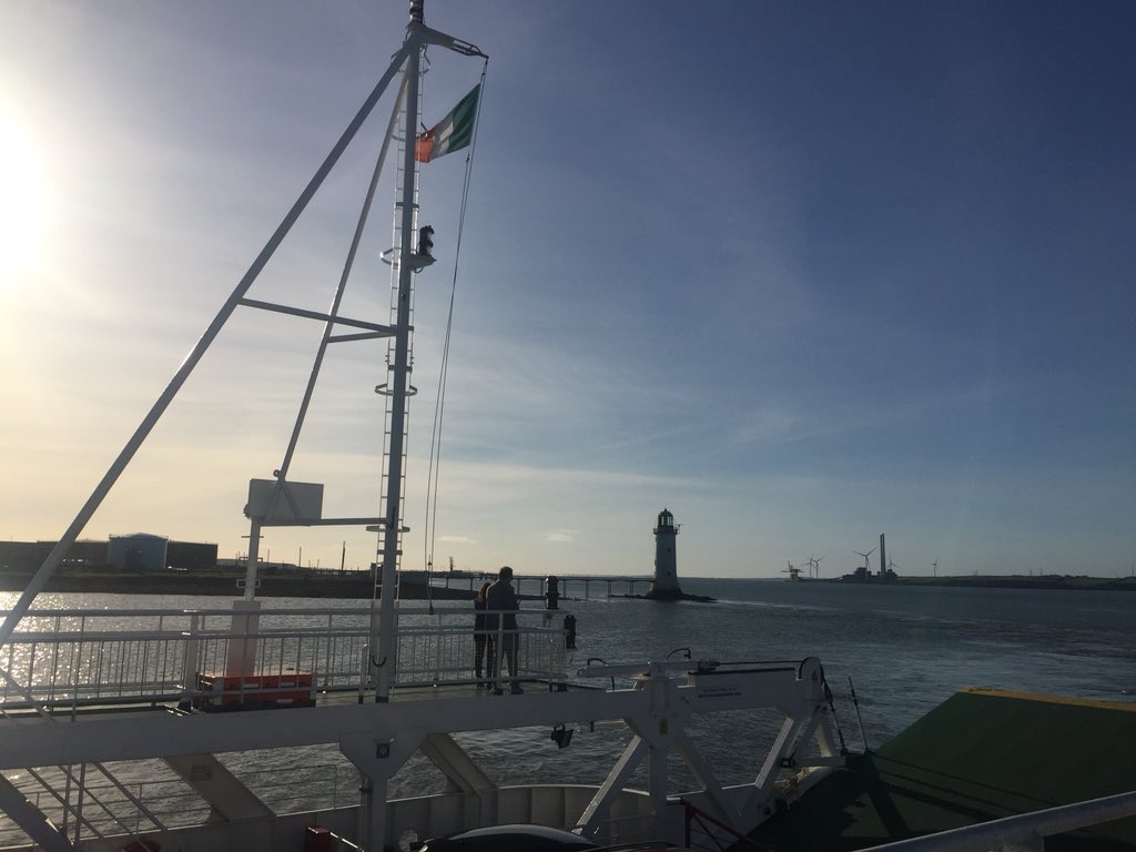 DeeGlynn_'s tweet photo. This is the kinda commute I can get behind @ShannonFerries bye Kerry & thanks again #growremote18 #SmartWorking #worklifebalance #WildAtlanticWay https://t.co/SFHdsPkbC6