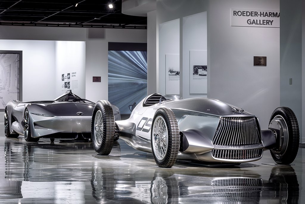 StephenHoltzman's tweet photo. The #INFINITI #Prototype9 and #Prototype10 concept vehicles are making their Hollywood debuts at the Petersen Automotive Museum #Petersen_Museum. #EmpowerTheDrive https://t.co/9SMQqzaMWK https://t.co/90oRL73Qa1