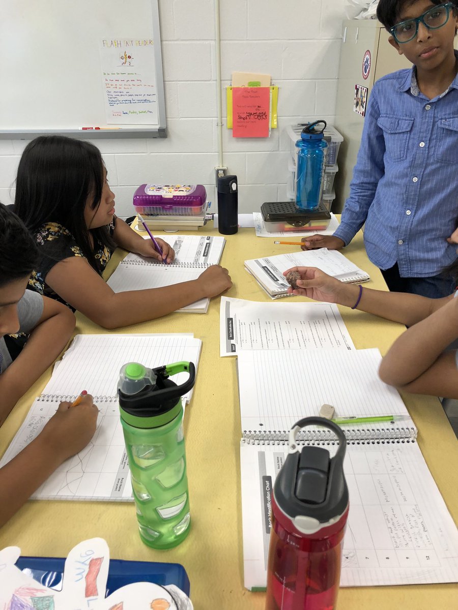 WestgateFifth's tweet photo. We are using a dichotomous key to identify rocks as igneous, sedimentary, or metamorphic. #WestgateES https://t.co/FXxVDL2DON