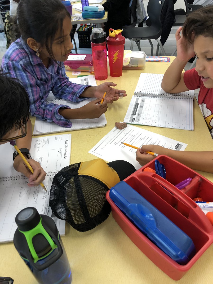 WestgateFifth's tweet photo. We are using a dichotomous key to identify rocks as igneous, sedimentary, or metamorphic. #WestgateES https://t.co/FXxVDL2DON