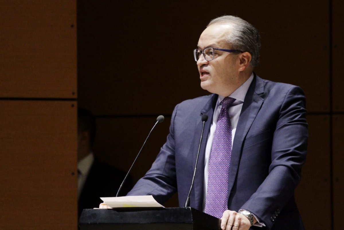 PGN_COL's tweet image. La #tutela es a la Constitución del 91 lo que la libertad de prensa es a la democracia, y muchos vamos a protegerla. Es un mecanismo de defensa de los derechos humanos y no de ataque ni restricción de los mismos: @fcarrilloflorez #DerechoASaber #IPDCtalks #AccesoALaInformación