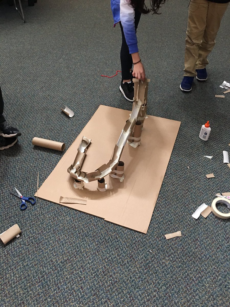 JenniferKinkoph's tweet photo. More 5th grade marble runs! #LeightonPride https://t.co/8K94ffHPqt