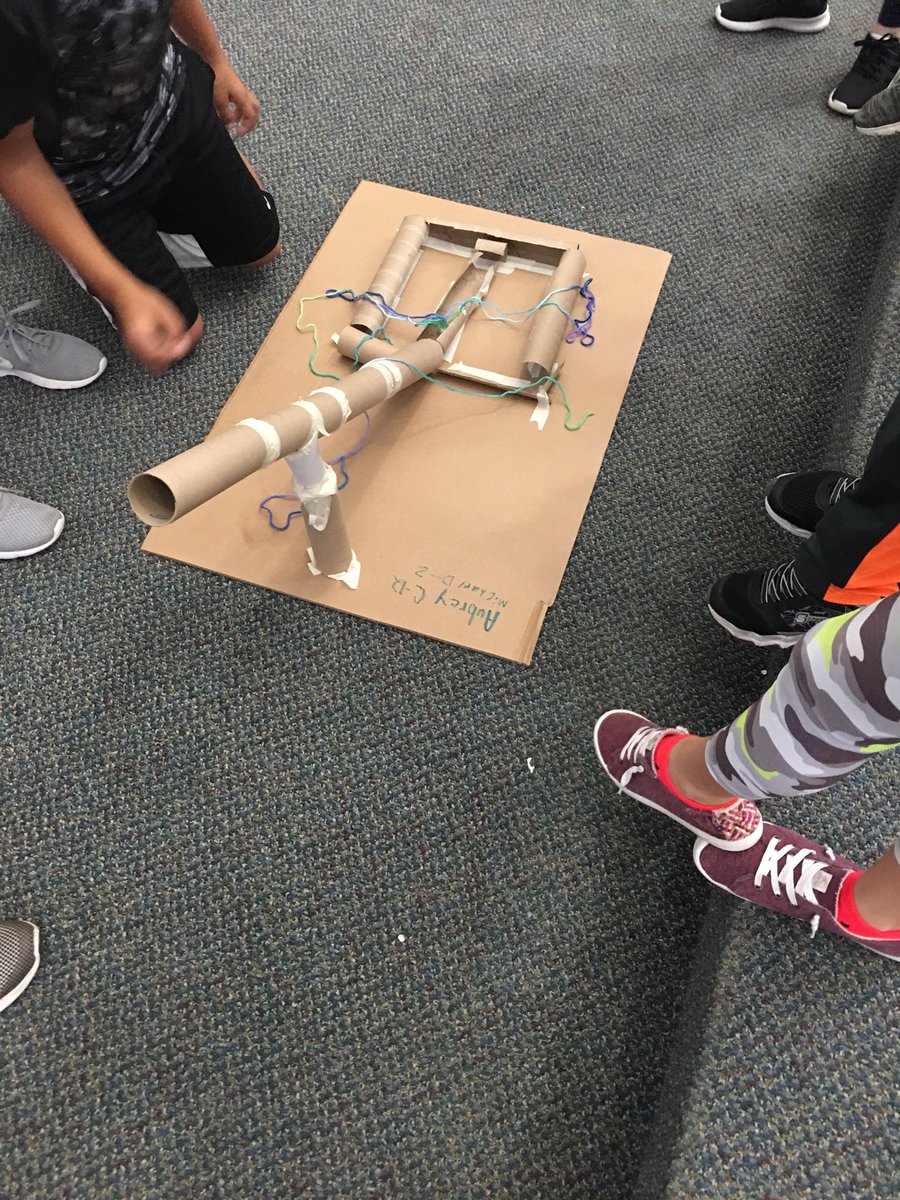 JenniferKinkoph's tweet photo. More 5th grade marble runs! #LeightonPride https://t.co/8K94ffHPqt