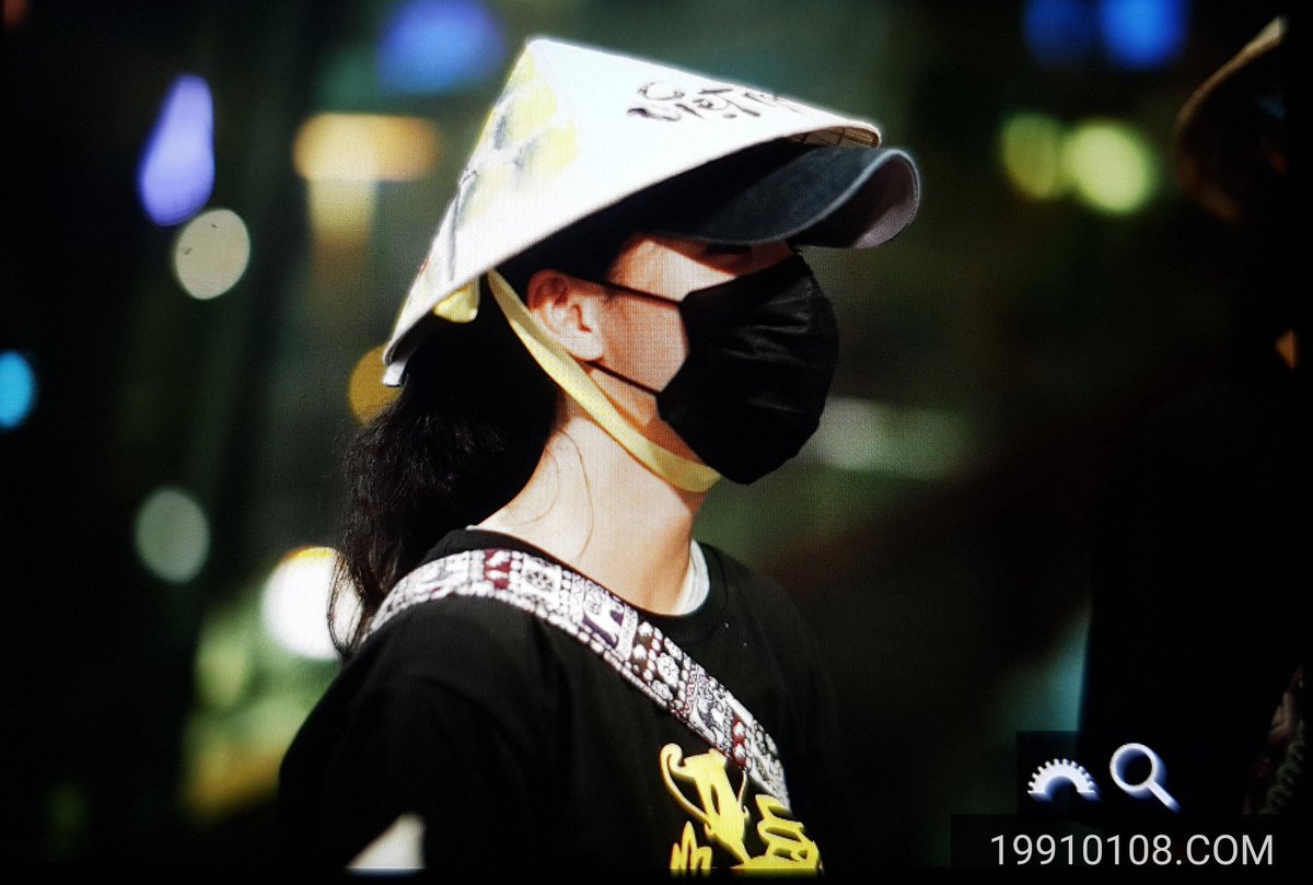 SHINJIMIN_COM's tweet photo. 180929 AOA 지민 베트남 SGN 출국 프리뷰

#AOA #지민 #신지민 #갓지민 @Official_AOA https://t.co/FQHSU2rwjS