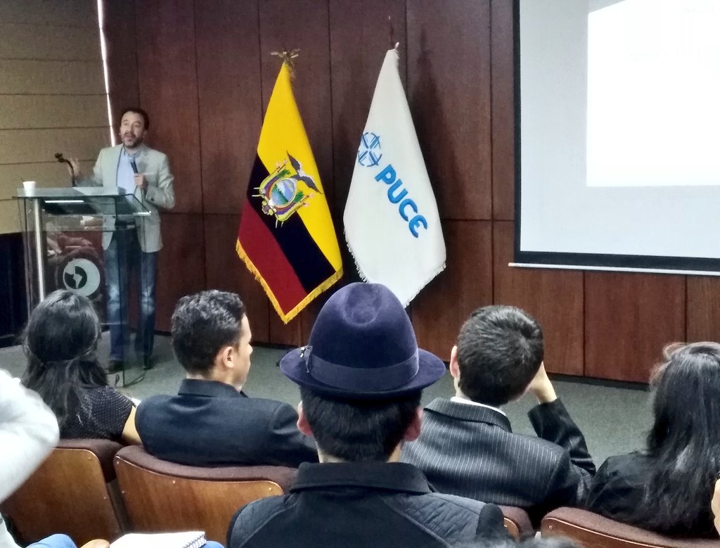 pabelml's tweet photo. La actual política económica nos lleva a determinar 3 postulados:
1) Se abandonó un proyecto político de carácter popular y nacional. 
2) Se ha retornado a los principios del neoliberalismo. 
3) Se carece de una visión programática de desarrollo a largo plazo.

Seminario #PuceIIE https://t.co/0Sa9AQafM1