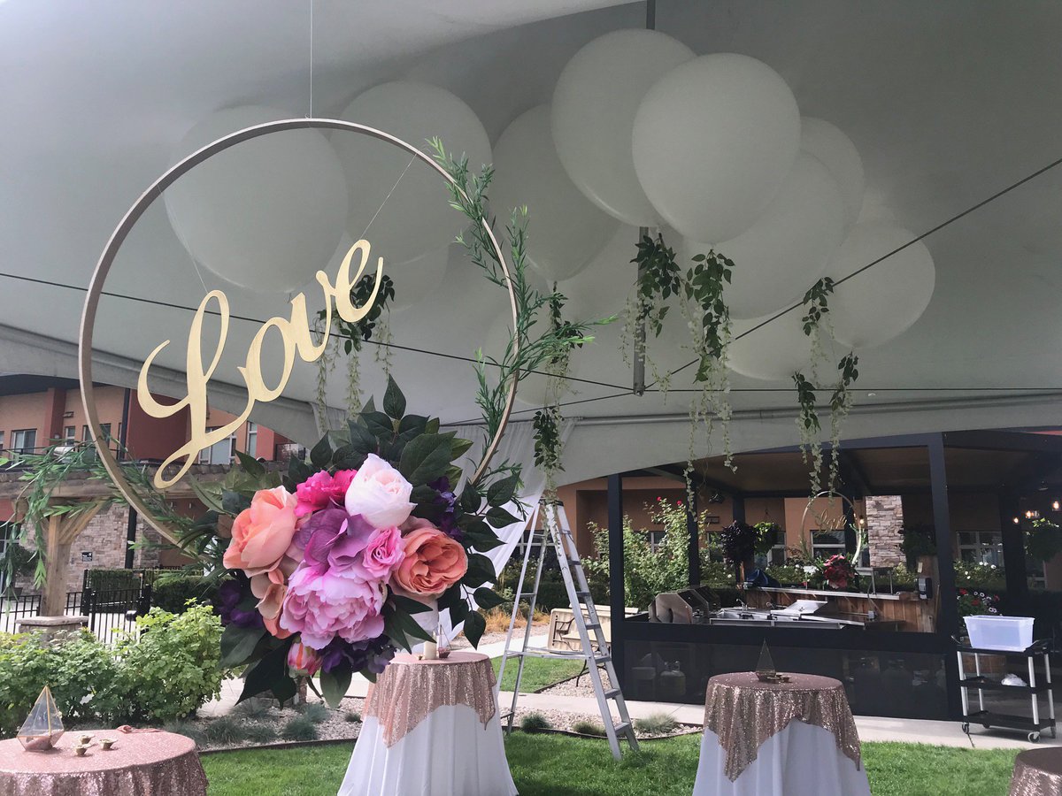 CocoEventsInc's tweet photo. A few captures from our lovely couple, Stephanie &amp; Logan's wedding at Watermark Beach Resort.

 @DJHaymaker 
 @SuzanneLeStage 
Okanagan Event Rentals

#CocoEvents #Osoyoos #OsoyoosBC #Wedding https://t.co/ONHIeiV651