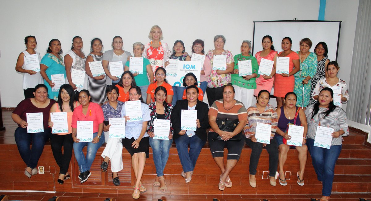 ENI_QROO's tweet photo. Como parte de la @ENI_QROO el Gobierno de la República y el @GobQuintanaRoo, para abatir la pobreza se han capacitado a más de 1600 mujeres emprendedoras a través de los programas de fomento y capacitación para el empleo @IQMujer  @ComunicacionQR  @Sedesol_QRoo https://t.co/Aj25IUwsBm
