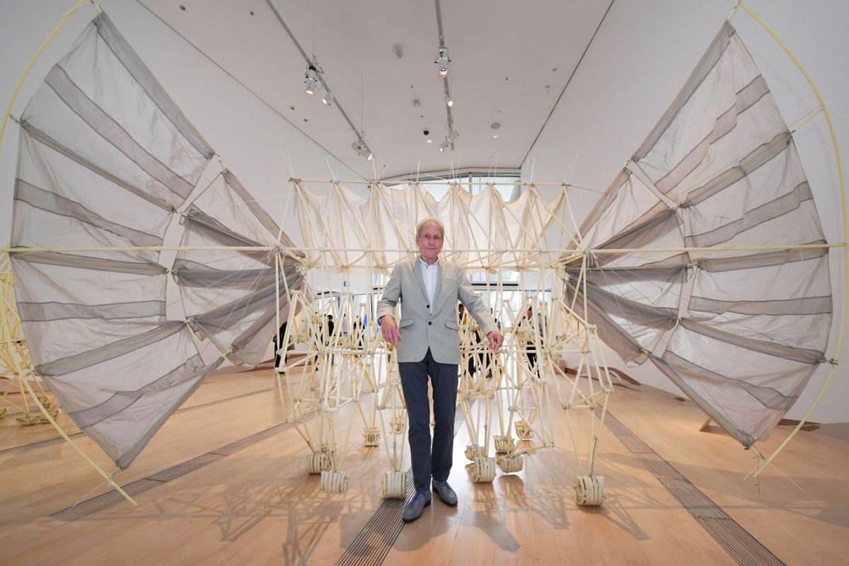 honorharger's tweet image. Wind Walkers: Theo Jansen’s Strandbeests - an exhibition that is very dear to our hearts at @ArtSciMuseum - is in its last two days. 
This weekend is your last chance to catch the #Strandbeests walking in the galleries of the museum. Don’t miss it.
marinabaysands.com/museum/theo-ja…