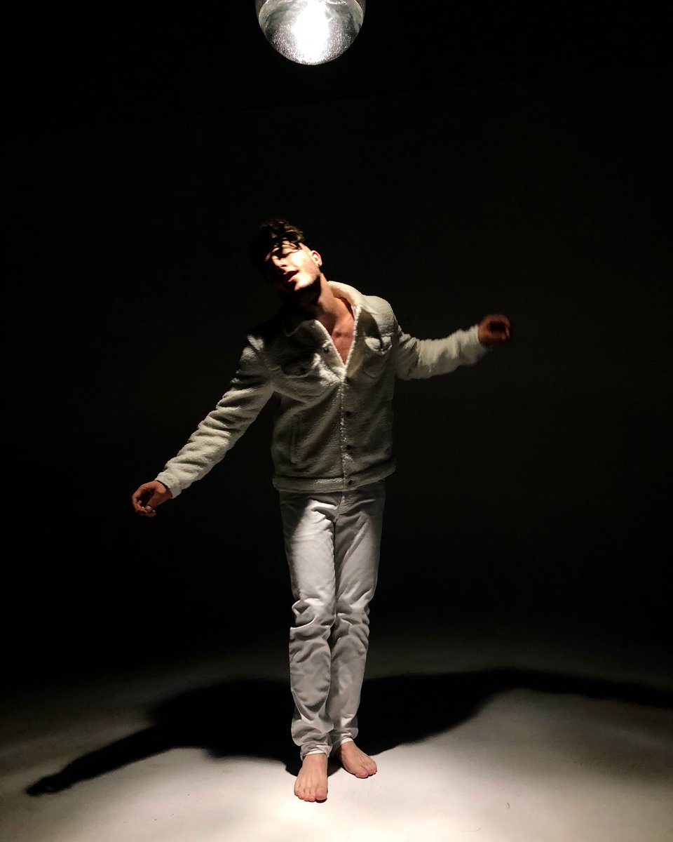 jbrytemusic's tweet image. gettin’ my groove on ~

𝙄 𝙁𝙀𝙀𝙇 𝙄𝙏 • ⓄⓊⓉ ⓃⓄⓌ ⁣⁣⁣⁣
bit.ly/ifeelitvideo 🌩